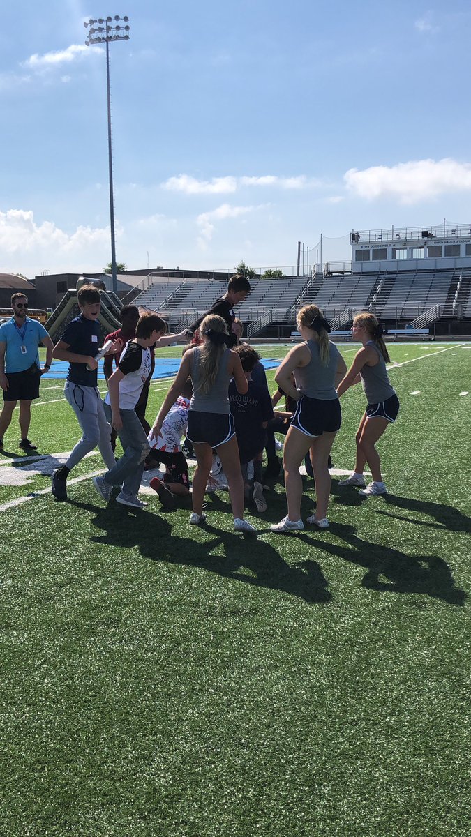 BC Cheer tweet media