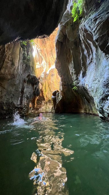 What a fantastic experience #travel #nature #friends #Holliday...... https://t.co/2Kh7SeQiha<a href="/tag/travel"class="tags">#travel</a><a href="/tag/nature"class="tags">#nature</a><a href="/tag/friends"class="tags">#friends</a><a href="/tag/holliday"class="tags"><span>#holliday</span></a>