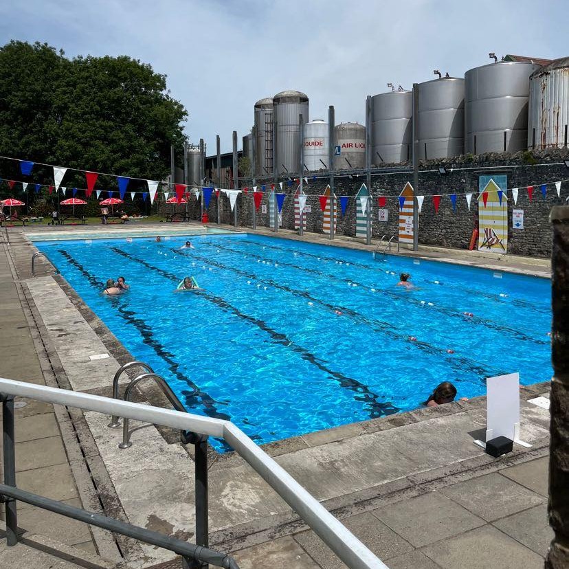 Is it still Monday? 🤔 
The weekend countdown is on! ⏳

Get ahead and plan something to look forward to this week 🌞

We have availability for lane swimming and family sessions. Head over to the Fusion Lifestyle app: ow.ly/HrVr50Kf2WI

#sheptonmalletlido #somerset