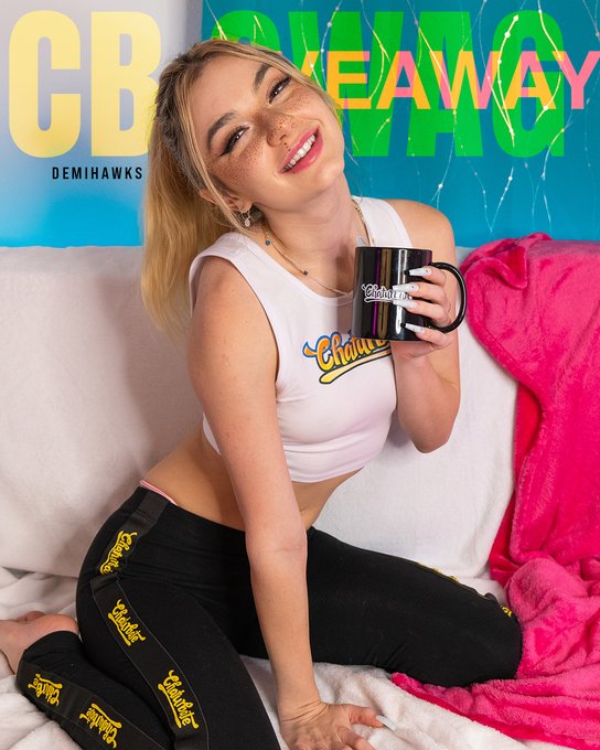 Retweet this post for a chance to win a #CBswag bundle! 🧡 

@demihawks1 - https://t.co/kh35A0KbdH https://t
