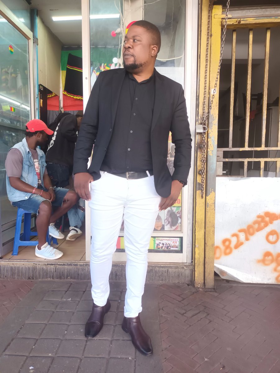 beedzopower's tweet photo. @KeletsoMss 39 

Joburg https://t.co/mM1rBAgWlK