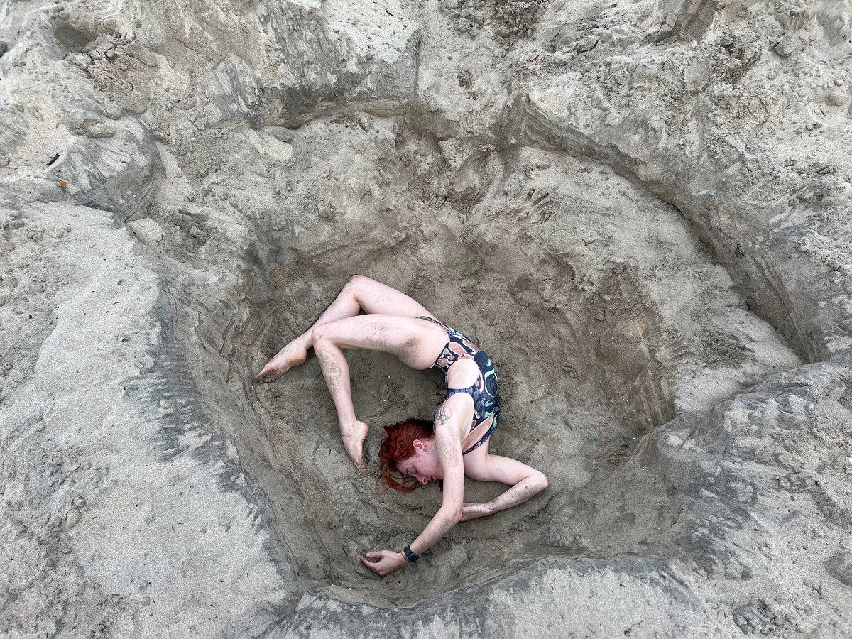 mauve_sky's tweet photo. perhaps we are greedy. is having more desires than can be contained, greedy? or has the box been made so small that everything feels extreme?

[sand series v] https://t.co/nmhh2UiZaC