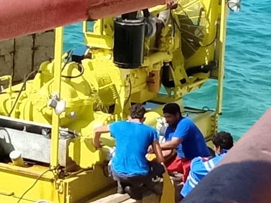 DrRobertoMOjeda's tweet photo. En el puesto de dirección de avanzada, bajo un mando único, cubanos, mexicanos y venezolanos ultiman los detalles de las próximas acciones a desarrollar. #Cuba #FuerzaMatanzas @MinfarC @minint_cuba @DiazCanelB https://t.co/FygH6dUpOH
