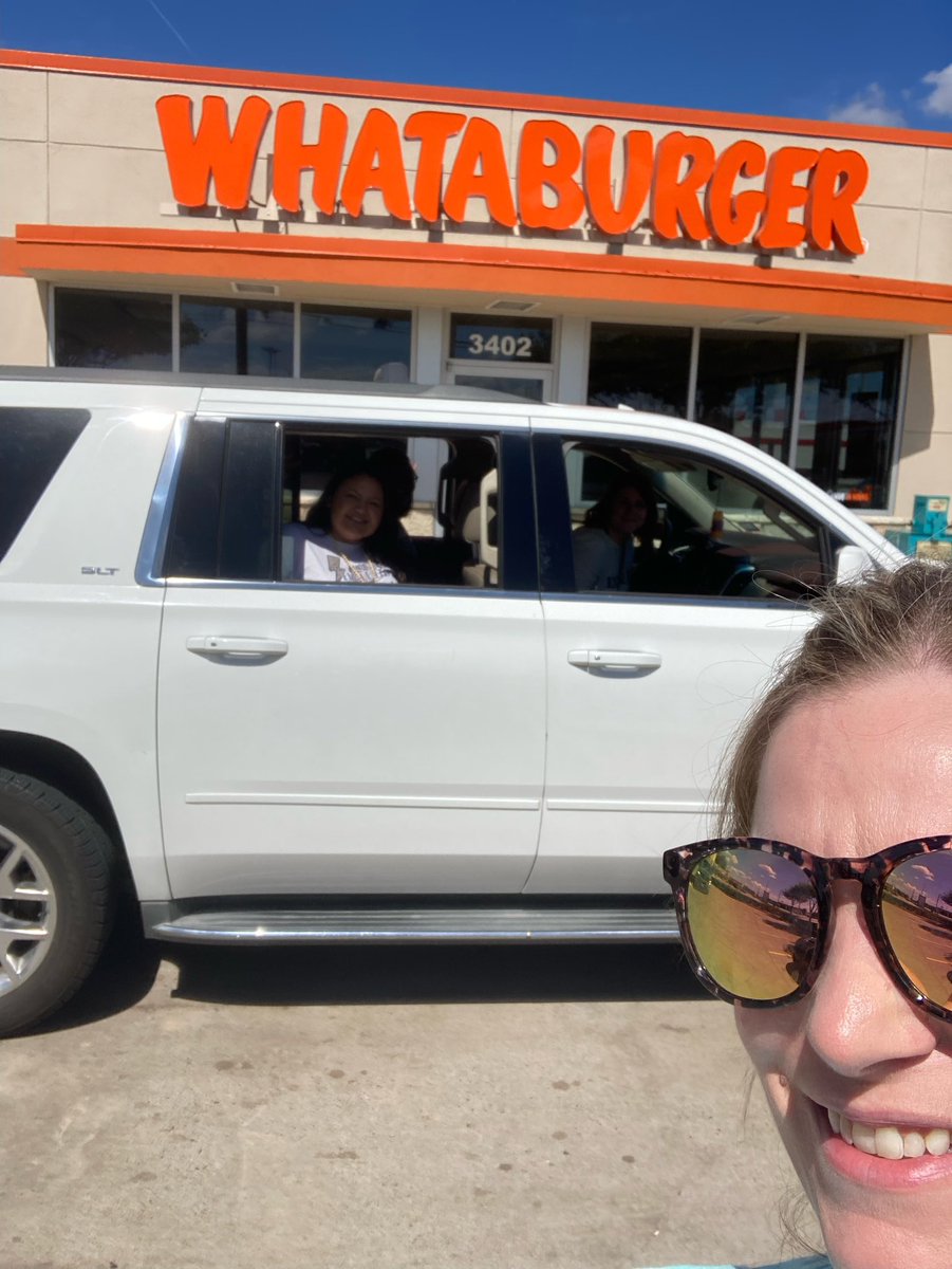 ashkboo's tweet photo. #WeLoveWhataburger #CESHunt https://t.co/rbNBFEZcT7