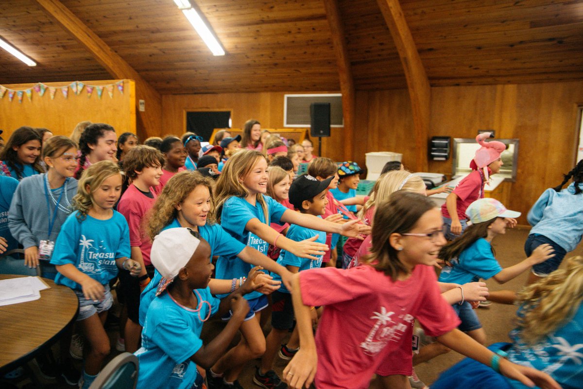 weagrva's tweet photo. Kids Camp 2022 - Treasure Island 💘🌴✨ Last week was filled with so many incredible things. Worship, games, making new friends, learning new things about Jesus, and some SUPER COOL team cheers!! "Where your treasure is, there your heart will be also." Matthew 6:21 💙

God we...! https://t.co/lkuuPA9q5c