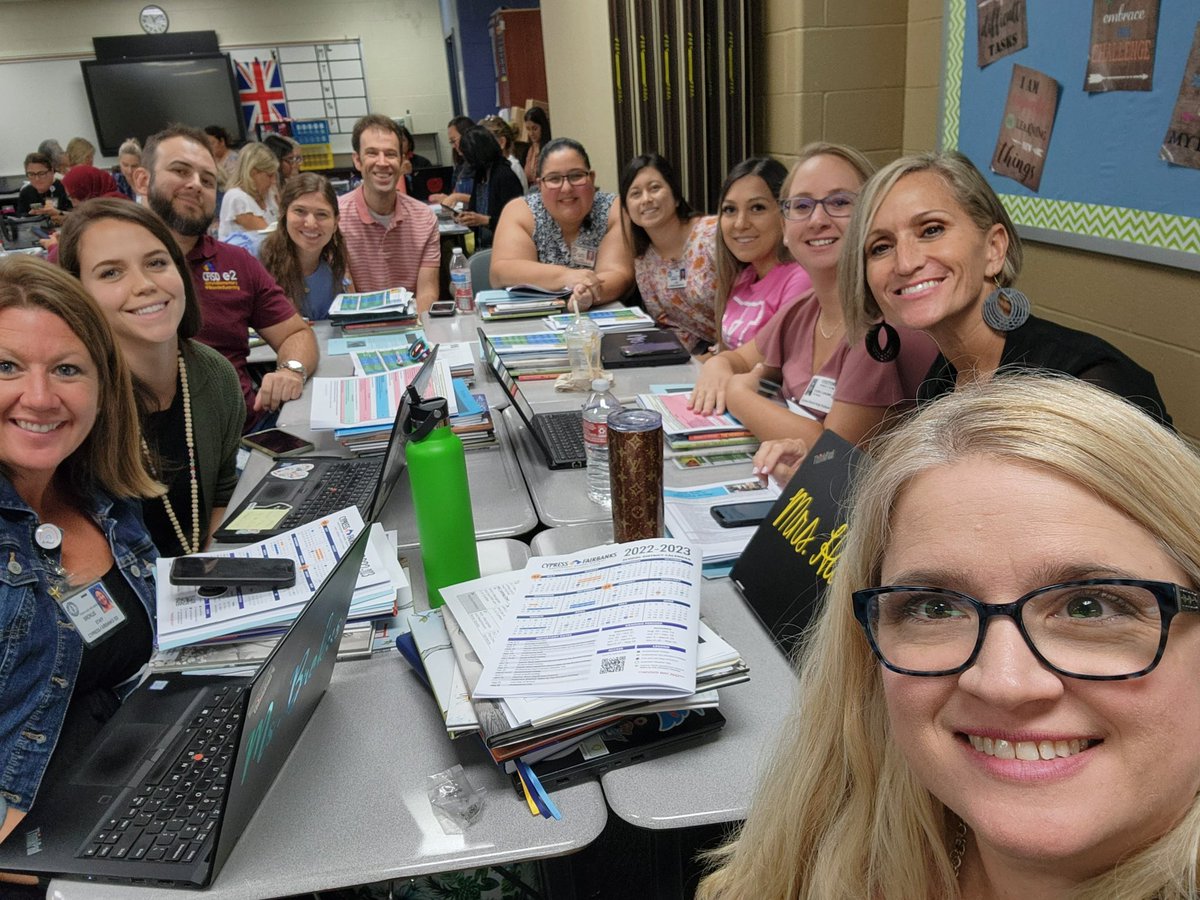 Wendy Hankins (@mrshankinsclass) on Twitter photo Fun with our fabulous first grade team! LEGO! <a href="/KirkElementary/">Kirk Elementary</a> #KirkROAR #KirkCan #FirstGradeCan Fun with our fabulous first grade team! LEGO! <a href="/KirkElementary/">Kirk Elementary</a> #KirkROAR #KirkCan #FirstGradeCan