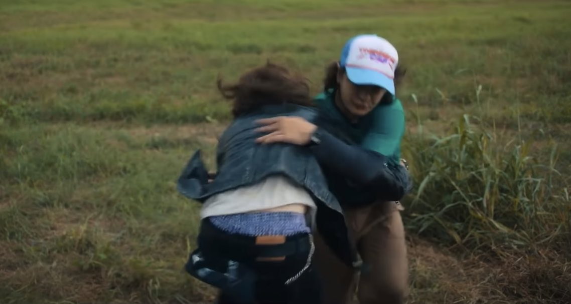 caseohcore_'s tweet photo. joseph quinn improvised so many good scenes and brought so many good details and emotions of eddie to life. he truly is so so talented and is so deserving of playing eddie munson’s part. no one could have done it like him https://t.co/KBjCVtcS1C
