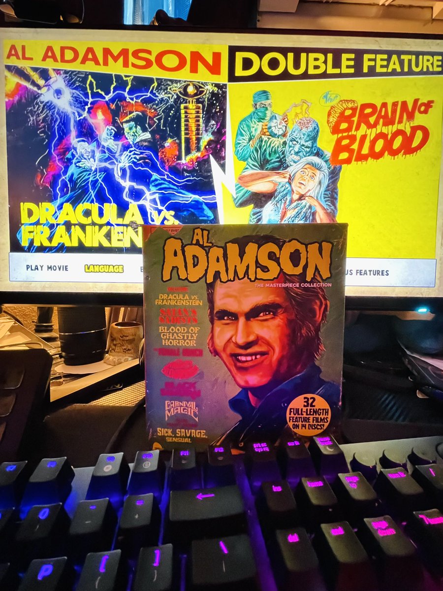 cinemaburrito's tweet photo. This morning has been filled with talking to dumb people and annoying emails from work. The ONLY cure is a double feature of TRASH cinema from the master himself 👏🤘#aladamson #draculavsfrankenstein #brainofblood https://t.co/N5hm0UnN5E