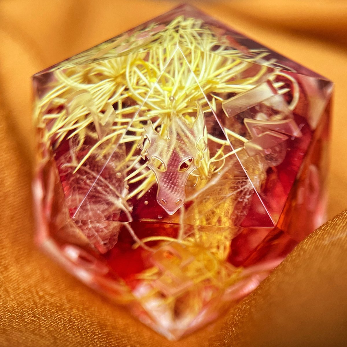 goliathdice's tweet photo. Trying my hand at posting here more often! #dice #dicemaker #dnd https://t.co/GguiiAQctN