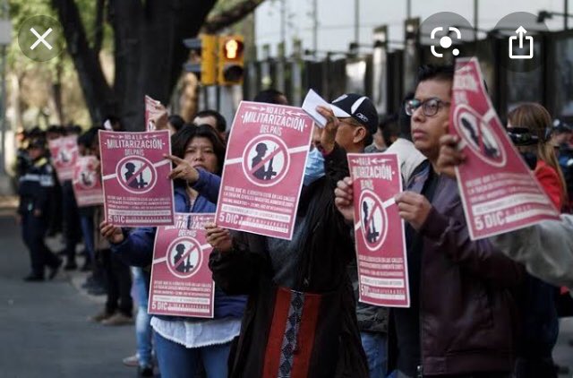 LaMendietta14's tweet photo. @FelipeCalderon militarizo el país para defender a los mexicanos del CO y Don popó y achichincles decían #NoALaMilitarizacion
@lopezobrador_ militariza al país para defender y proteger a los del CO y sus achichincles #NoDicenNiPio
#LopezPerroDelNarco
#NarcoGobierno https://t.co/ZFKDBhaWni