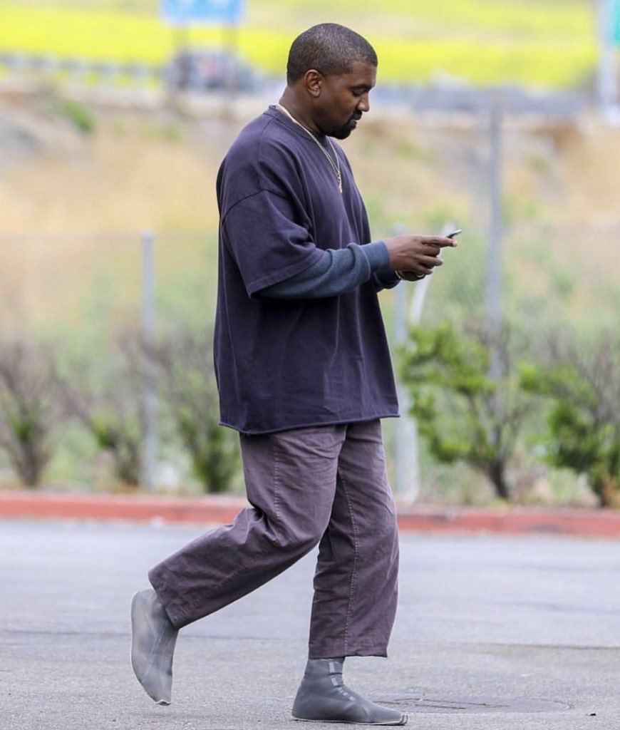 mimmie097's tweet image. Dressing to class

First year:                     Final year :