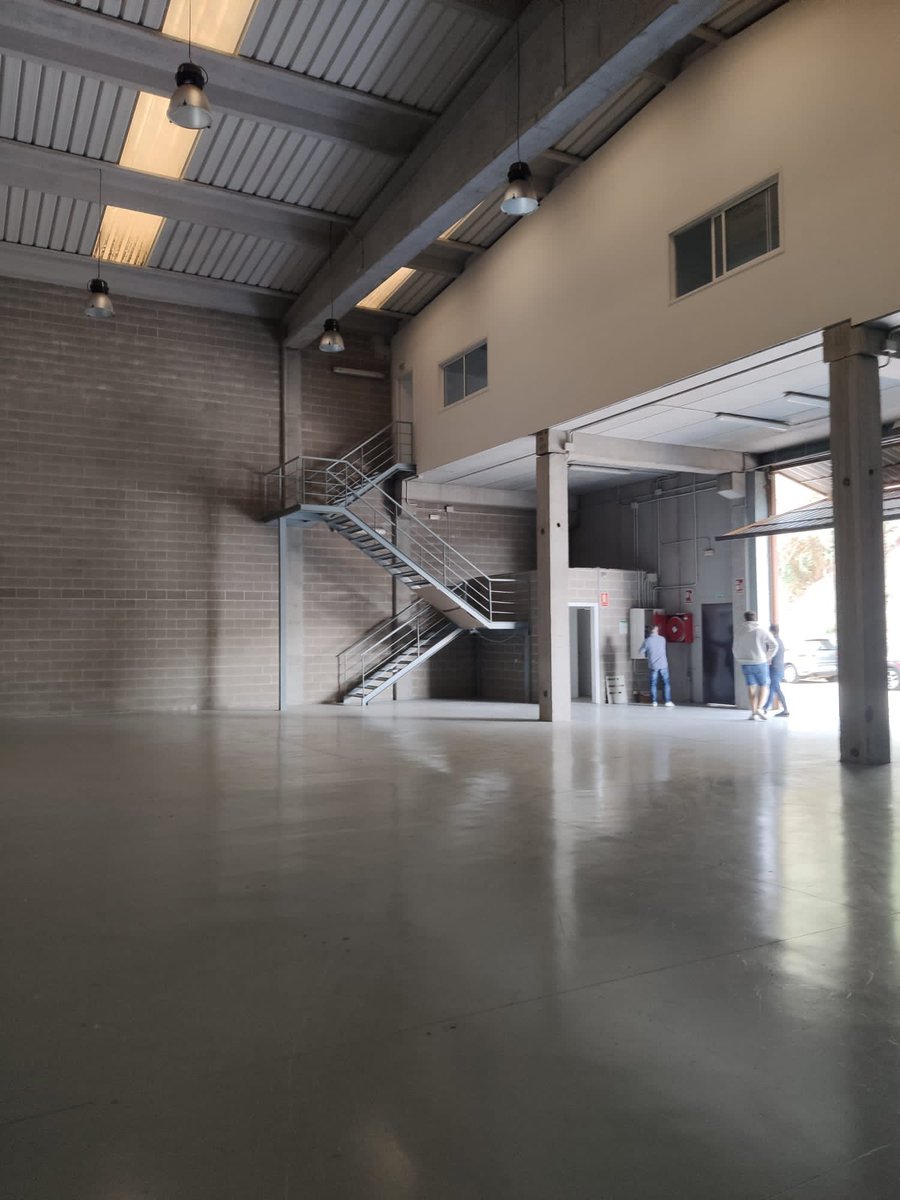 FrancescTerns's tweet image. Unos presentan a Lewandowski y otros su nueva nave industrial! 

¡En Octubre la tendremos preparada para la expansión nacional! 🔥💪🏻🚀

#noweat #foodtech #smartfridge