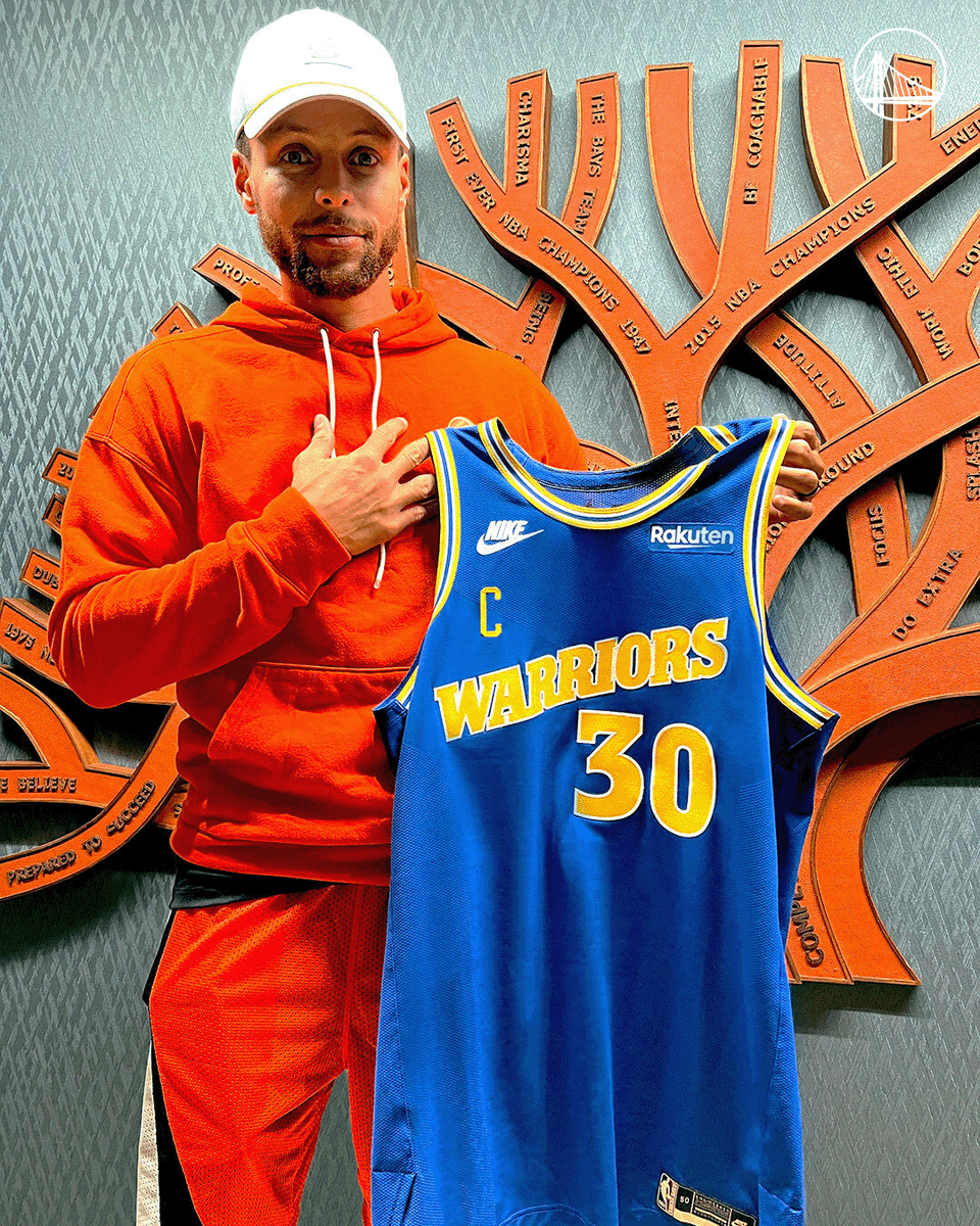 Golden State Warriors on X: Tonight's threads ⚡️ @Rakuten