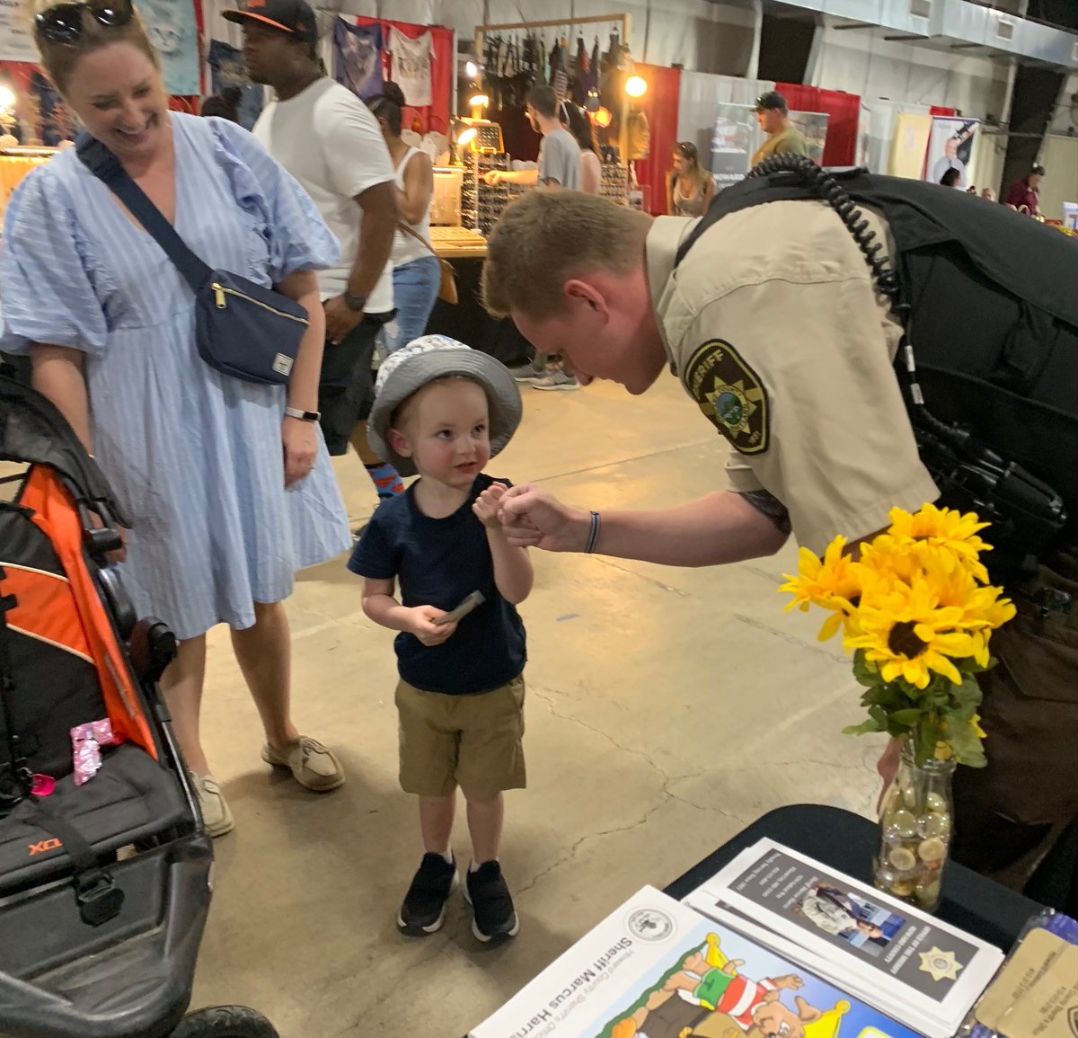HowardCoSAO's tweet photo. Weekend wrap-up of Howard County Fair fun with lots of booth visitors and time spent with our law enforcement partners @HCPDNews @HCSOnews. We loved meeting everyone and look forward to seeing some more smiling faces this week! #howardcountyfair https://t.co/RYqTjlD787