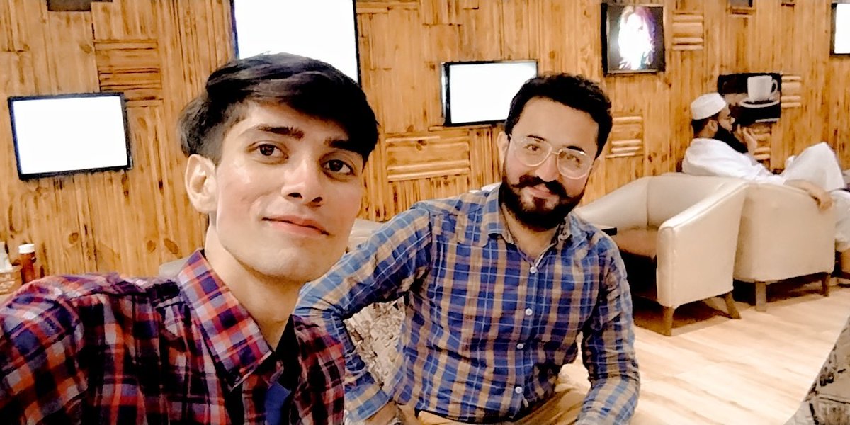 ShanAhmadCh's tweet photo. 6 years of Twitter Friendship, met for the first time today in Bahawalpur.
#KHItoBWP
#WeMetOnTwitter
@Hoetvdotc https://t.co/ogQUTdlxmX