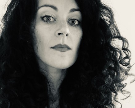 Petra Molnar <a href="/_PMolnar/">Petra Molnar (@petramolnar.com on BlueSky🦋)</a> discusses the implications of migrant ‘technosolutionism’. "It is incumbent upon us to pay close attention to how the rhetoric around migration and disease is weaponized by those in power and what types of linkages we take as necessities" #ROMR Aug.15!