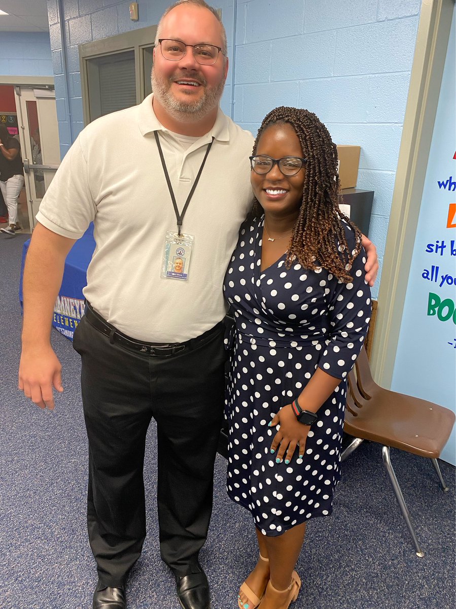 Let’s #RISEandSHINETOGETHER! Visiting schools on the first day of a new school year always remind me of my WHY! The students and staff at Chimneyrock Elementary School are ready to continue #TrendingUp! This will be the BEST SCHOOL YEAR EVER! #MSCSTogether