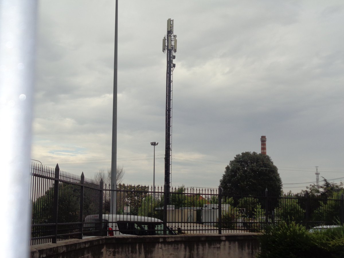joaocond78's tweet photo. Bologna Centrale Station - @TIM_Official LTE 5xCA with B32
#Italy #Bologna #Tim #Nokia #LTE #SDL #networksignalguru #XiaomiMi10T https://t.co/K7rvgPCeMM