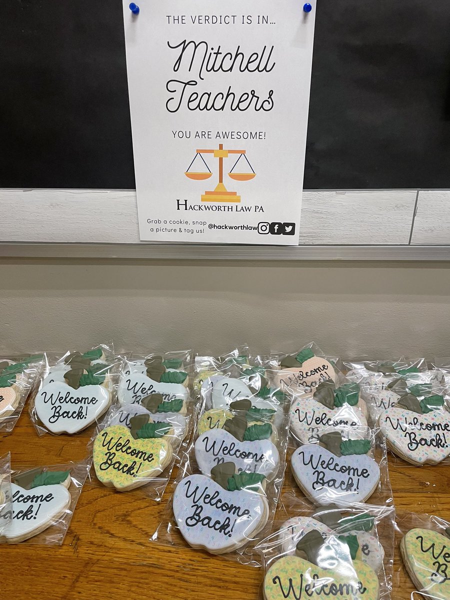 Thank you <a href="/HackworthLaw/">JonHackworth</a> for the adorable and yummy cookies to celebrate Meet the Teacher today! <a href="/Mitchellhcps/">Mitchell Elementary</a>