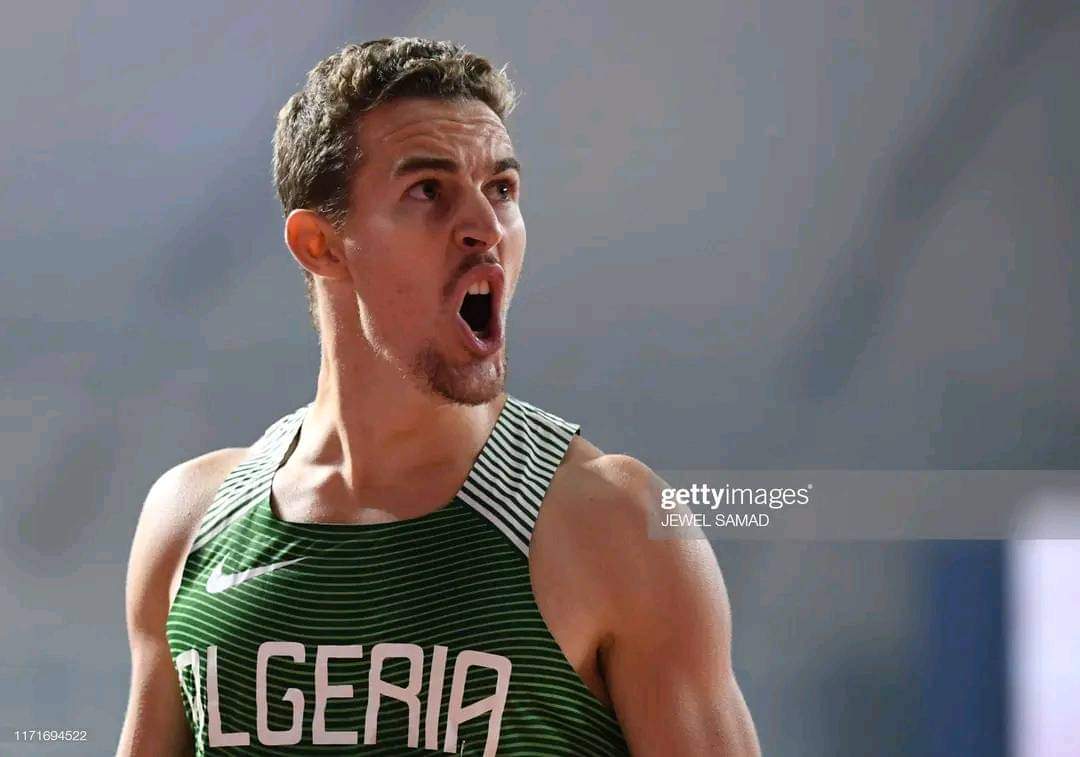 تأهل الجزائري عبد المالك لهولو إلى نهائي سباق 400 متر FZqA-bmWYAEsNw7?format=jpg