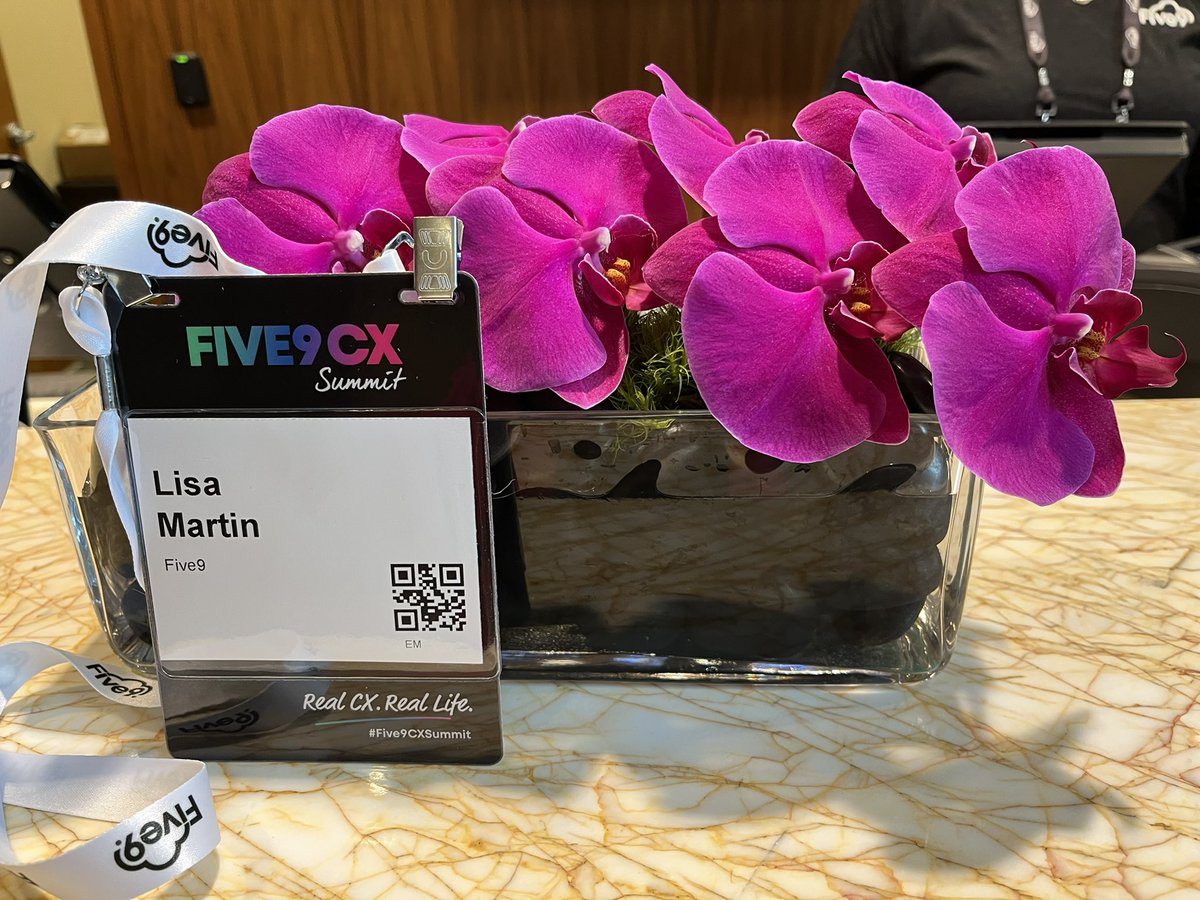 LisaLisajm5's tweet photo. Attention #Five9CXSummit attendees! Registration is on lower level Conference Center West. #ReadyToRegister #LetsDoThis https://t.co/3LA4QQoCEq