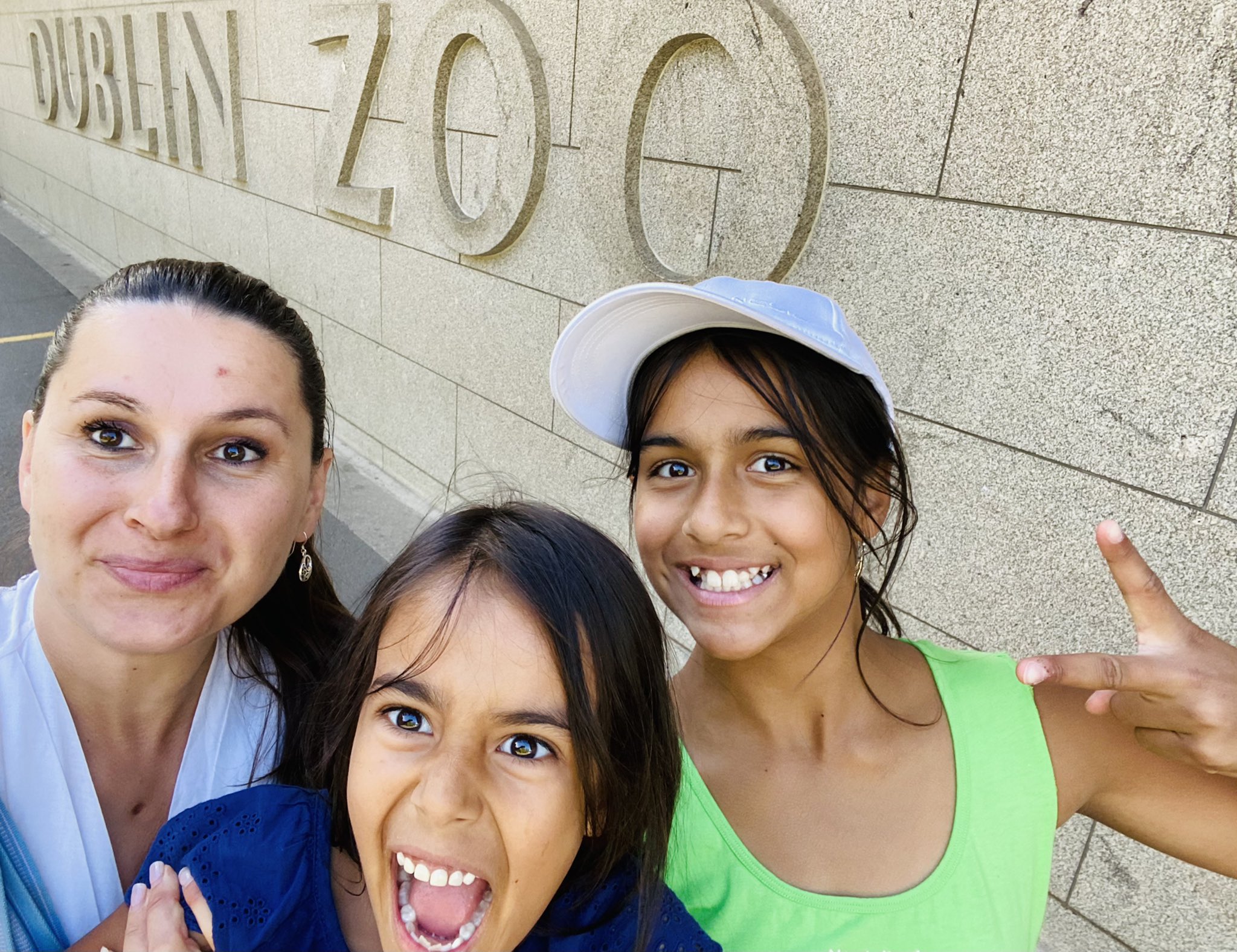 Ellielovestotravel'S Unexpected Travel Disaster (And How She Survived!) - ol4sgjr