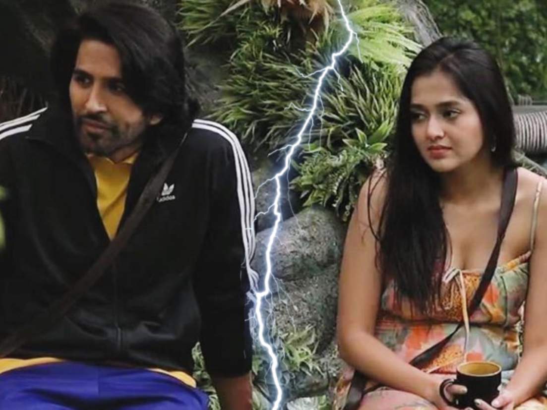 RAVANA000's tweet photo. #TejRan

11:11 protect #vishtej  @itsmetejasswi       🥺❤️🧿🧿 https://t.co/qFD8QfkEuV