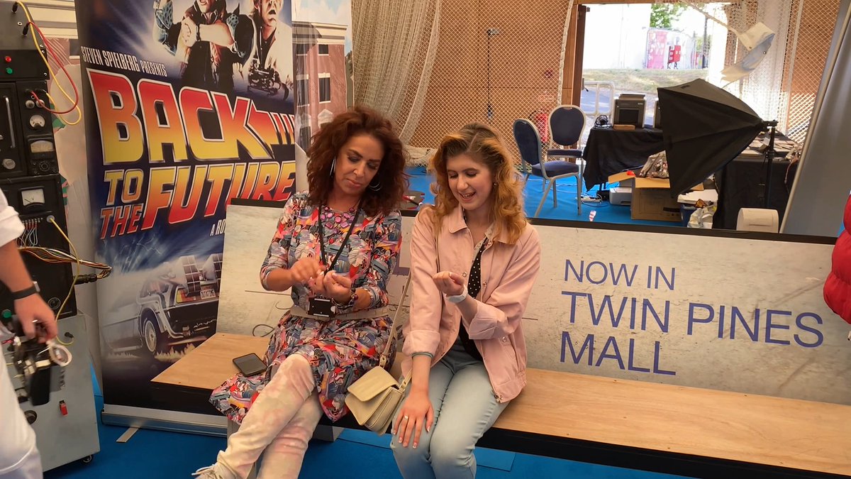 Chipettes_Rule's tweet photo. Had a great time at #SouthamptonComicCon! Still, it would have been a much better event if only they paid everyone all the money they're owed...
#ThisConReallyWasACon #ComicCon #BackToTheFuture #BTTF #JenniferParkerCosplay #ClaudiaWells #JenniferParker #MartyMcFly #KevinPike https://t.co/5PUwAysXbN