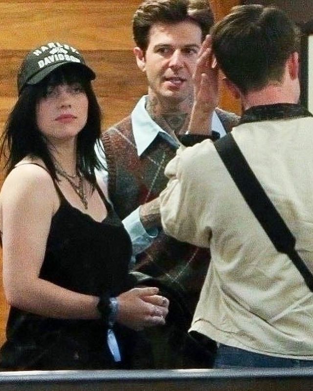 thenbhdBRA's tweet image. Jesse Rutherford ao lado de Billie Eilish, Finneas e Dylan Minnette na premiere do filme 'I Love My Dad' em Los Angeles.