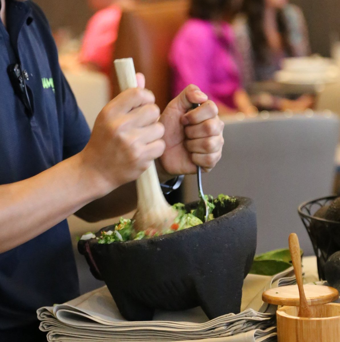 anamiastexmex's tweet photo. Fresh-Made Monday! The best tableside guacamole available at Anamia’s Tex-Mex!

#tablesideguacamole #foodiesofinstagram
#dfwtexmex #besttexmex #fbfoodies #dfwtexmex https://t.co/PJ0UstUJmL