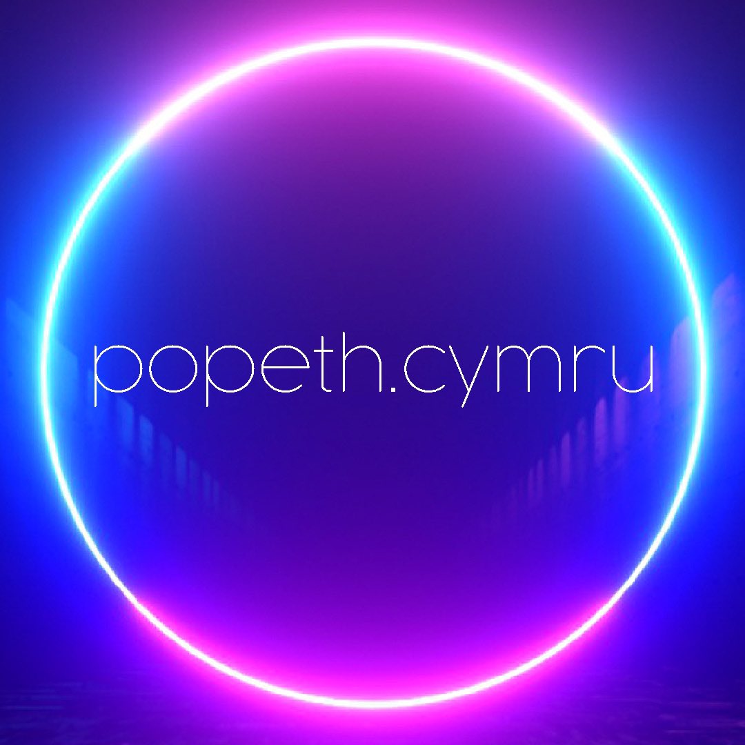 _popeth's tweet photo. Mis ers i #Popeth ddechrau. Mis ers rhyddhau #Golau. Diolch i chi am gefnogi, rhannu, gwneud yn siwr bod pobl yn clywed ‘bach o #PopCymraeg. Gwerthfawrogi GYMAINT 💜 

Dal ar restrau chwaeae y BBC + Bydd cân nesa @_popeth ar gael 2:9:22 (gyda @kizzkez) #StayTuned 🦋 https://t.co/WGhHvwXmeM