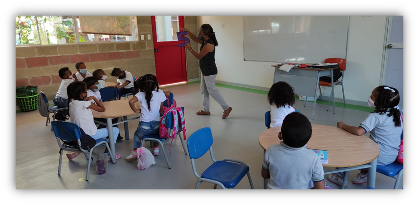 MARENAMen's tweet photo. #PTAsaludaAlMinistroAGaviria y expresa su deseo de seguir apoyando, con su equipo de formadores y tutores, a estudiantes desde la educación inicial a 5° con materiales y a sus maestros con formación y acompañamiento al aula para cualificar sus prácticas .
@agaviriau @Mineducacion https://t.co/3PzemBmDI3