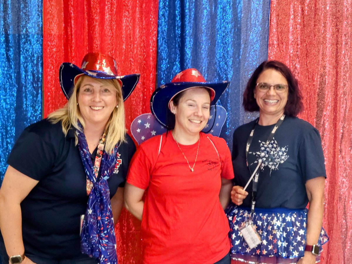 Teacher fun at Freshman Orientation day 1  

#AFHS #PatFam #PatriotPride
<a href="/apexfriendship/">2015</a> <a href="/ChemCattrell/">Nancy Cattrell</a>