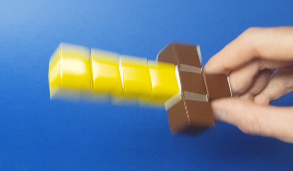 A still of my origami Minecraft sword made with origami cubes. No tape, no glue!
Full video and tutorial: youtu.be/2uJaWKt3dvE
#Minecraft #Origami