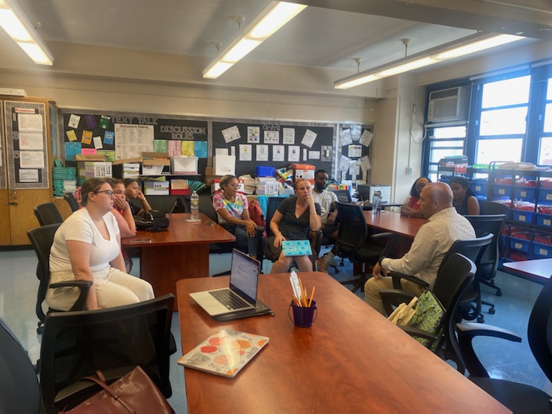 If you want to improve a school district, then elevate student voices. Supt Padilla meets with more students in District 7.
#IBelieveinD7