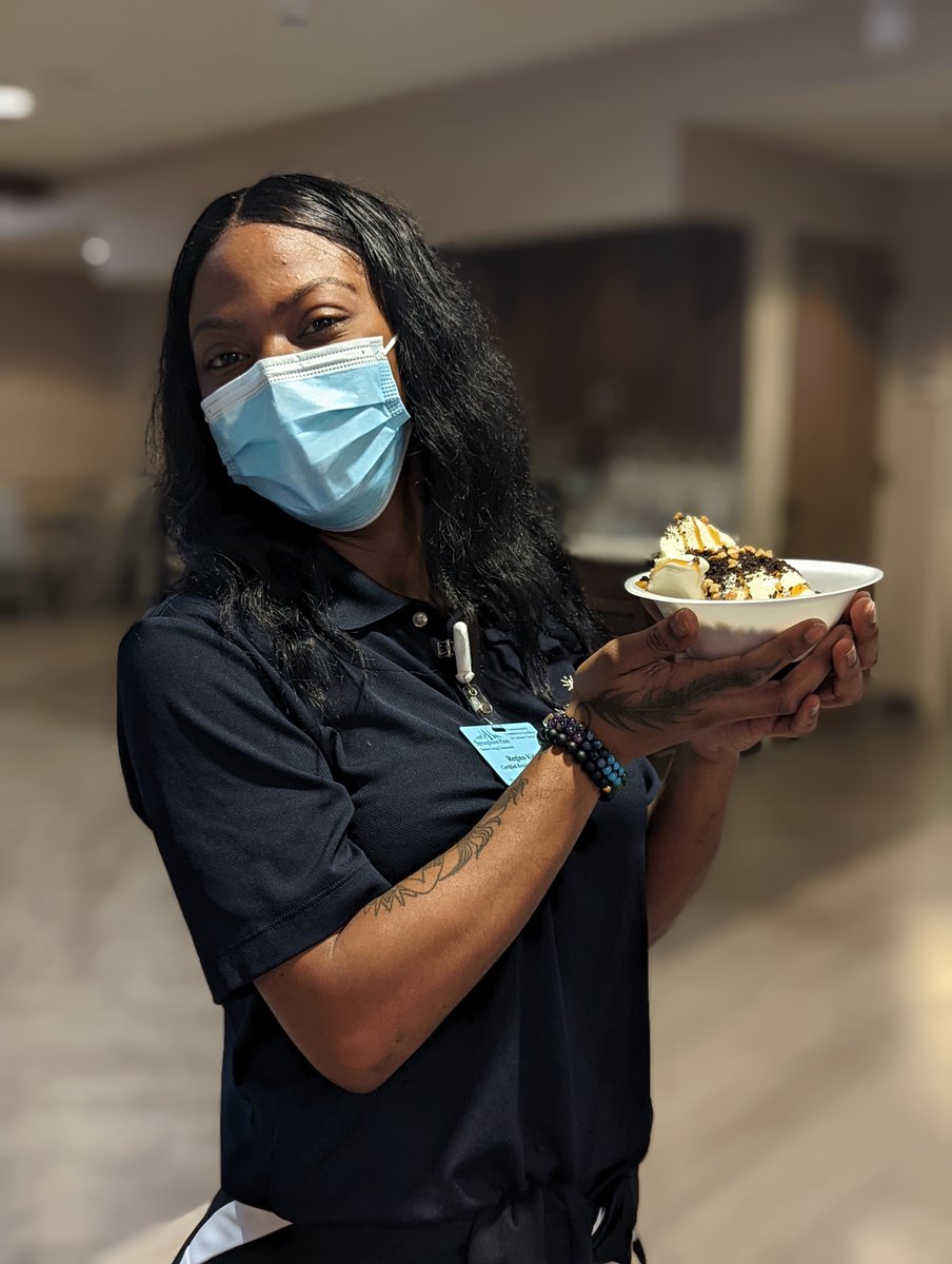 TrilogyLiving's tweet photo. Our employees are the backbone of our company and together we make Trilogy the BEST place to work. Explore our opportunities and experience a career like no other by visiting https://t.co/zstS74d8vT. #TrilogyJobs #RNJobs #TeamTrilogy https://t.co/Ab9EiX9sSO