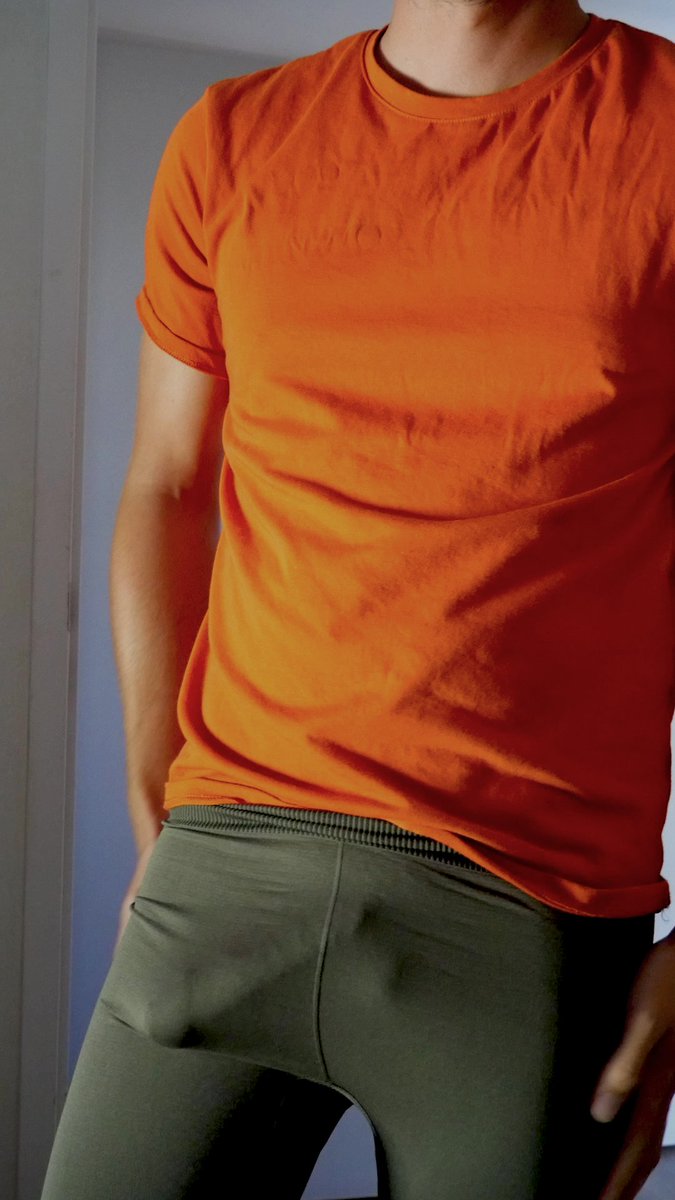 wanna run with me?😏
---
On cours ensemble?😏