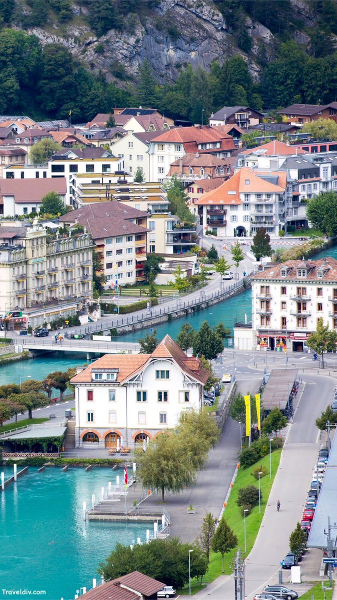 traveldiv's tweet photo. دليل السكن في سويسرا :

شقق انترلاكن
https://t.co/MdA0HQrZsy
فنادق انترلاكن
https://t.co/G8JVQtrWBz
فنادق مونترو
https://t.co/C0mt9AkFg3
فنادق زيورخ
https://t.co/Hexig08e6o
لوسيرن
https://t.co/OJ2AAhBkue
فنادق سويسرا
https://t.co/6rE7e4ODLa
افضل فنادق جنيف
https://t.co/U4IdMhQp46 https://t.co/LKmg0Uy5FM