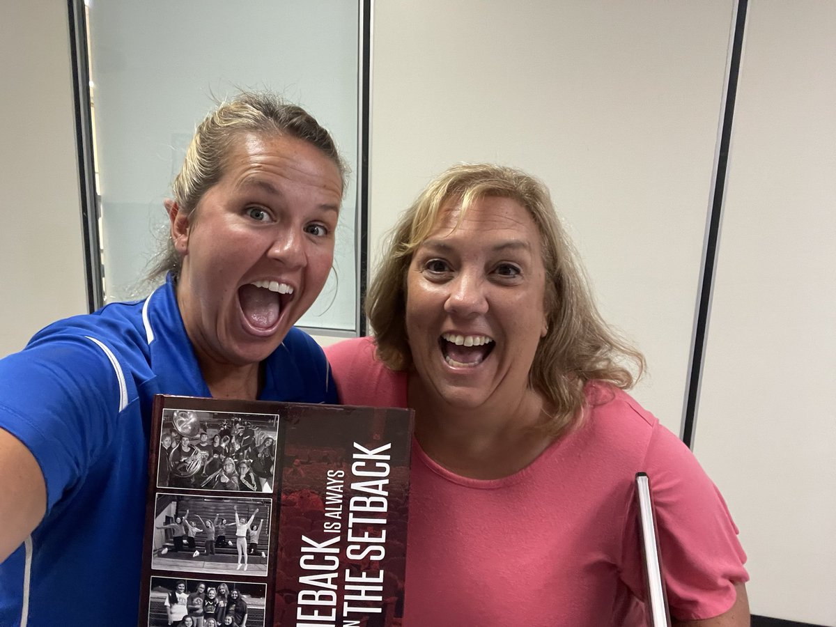 HOT OFF THE PRESS!  YEARBOOKS ARE IN HOUSE!!!!!  Students, listen to announcements for when you can pick yours up on WEDNESDAY! 🎉🎉🎉 <a href="/GCHSPirates/">Greensburg Comm HS</a>