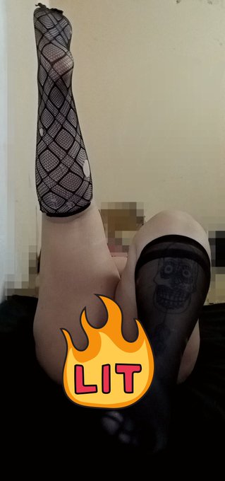 Holi ah&iacute; los veo 🖤🕸️ Of https://t.co/4xy20brxqN Ig beth_explict  Tw BExplict97   #Goticaculona&nbsp;#Darks<a href="/tag/cute"class="tags"><span>#cute</span></a><a href="/tag/pies"class="tags"><span>#pies</span></a><a href="/tag/medias"class="tags"><span>#medias</span></a><a href="/tag/sigueme"class="tags"><span>#sigueme</span></a><a href="/tag/curvygirl"class="tags"><span>#curvygirl</span></a><a href="/tag/gothgirl"class="tags"><span>#gothgirl</span></a>