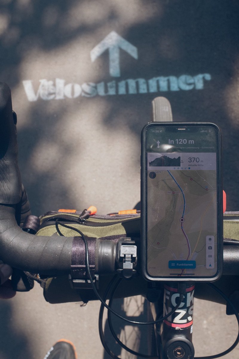 SprocketrocketN's tweet photo. Vëlosummer

#fromwhereiride #bicyclelife #cyclingphoto #cyclingphotography #cyclingadventures  #bicycleculture #cyclingculture #fatcyclist #bicyclediaries  #happycycling  #outsideisfree #outdoorsisfree #velosummer #vëlosummer https://t.co/xaGg0nNfen