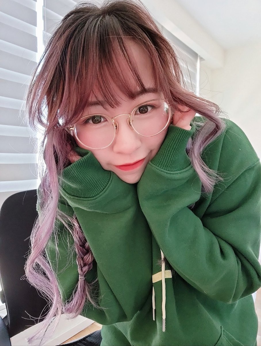 Natsumiii's tweet photo. Join me in my adventure using @apartmentscom to find my perfect place and building it in game! #ad
Live: https://t.co/EDN7nnZ7bR https://t.co/WctRMzswNO