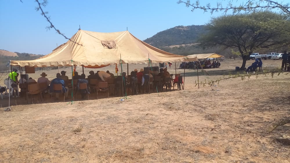 Matobo joins the nation to honour sons &amp; daughters who sacrificed their lives for a Zimbabwe.Heroes Day was marked at the local Heroes Acre at Bhalagwe.District Adm  Mr Obey Chaputsira read the Presidents speach. MPs,Gov depmnts,locals &amp; liberation war veterans were in attendance