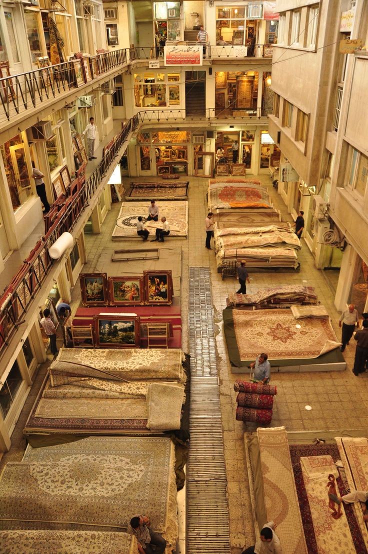 CheetahAdvent's tweet photo. Colorful piles of Persian rugs, Iran.
For more information about traveling Iran please visit our website:👇
https://t.co/hKZ0HjxZBf
#Iran #irantravel #traveliran #traveltime #traveling #adventure #Tourism #travel #AdventureTime #irantour #tourism https://t.co/w2lT39tdc6