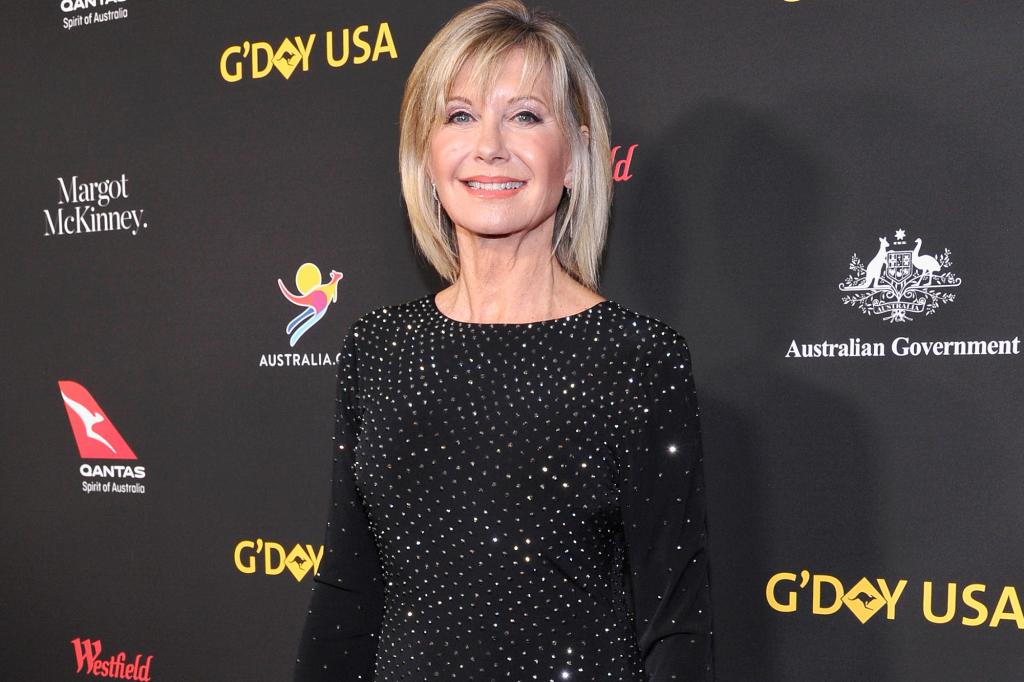 nypost's tweet photo. BREAKING: Olivia Newton-John dead: Iconic pop star and 'Grease' actress was 73 https://t.co/uLpAM8nOAD https://t.co/eLcGFZeyQ6