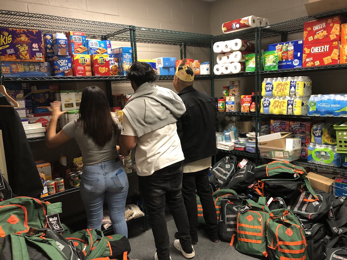 Mary Schmidt (@__maryschmidt__) on Twitter photo First Day!! Students stopping by our Raider Depot for some much needed goodies & school supplies! Thanks to our sponsors!!! <a href="/MercedesBenzUSA/">Mercedes-Benz USAㅤ</a> for the abundant book bags & @CarrollDanielCC for plentiful goods! #RiverwoodRaiders #weareready #ittakesacommunity #MBUSA First Day!! Students stopping by our Raider Depot for some much needed goodies & school supplies! Thanks to our sponsors!!! <a href="/MercedesBenzUSA/">Mercedes-Benz USAㅤ</a> for the abundant book bags & @CarrollDanielCC for plentiful goods! #RiverwoodRaiders #weareready #ittakesacommunity #MBUSA