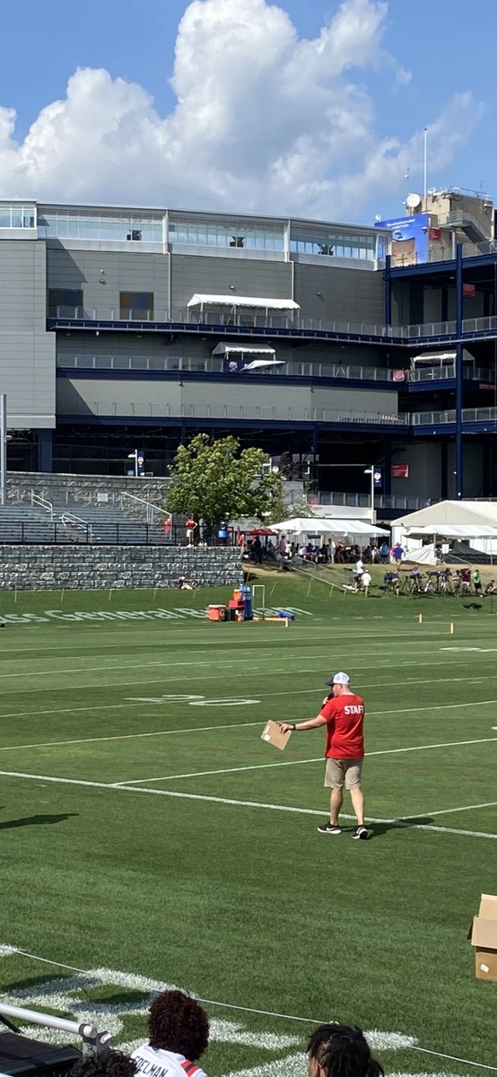 My brother @Sarge985 crushing it out here at⁩ ⁦<a href="/Patriots/">New England Patriots</a>⁩ training camp!  Happy birthday!!!