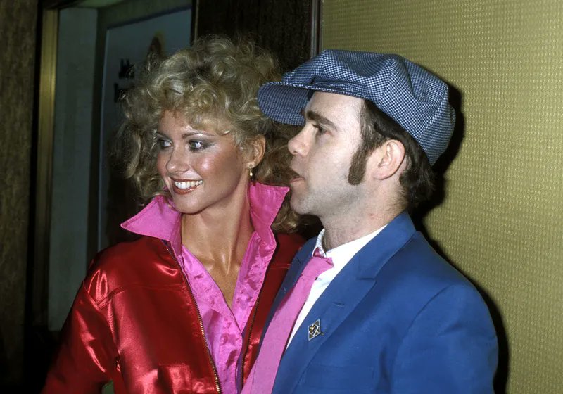 crockpics's tweet photo. Elton John and Oliva Newton-John at the premiere of the film Grease, at Studio 54. #RIPOliviaNewtoJohn https://t.co/NYXgeKkv4t