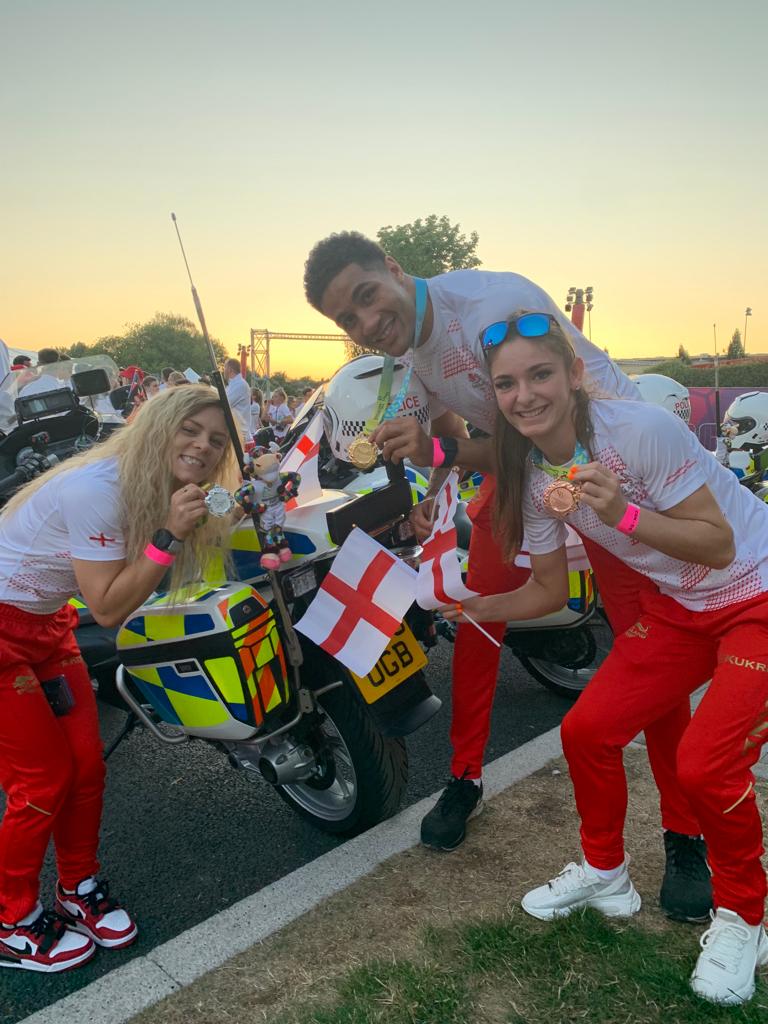Trafficwmp's tweet photo. Star struck #perrythebull meets medal winning @TeamEngland athletes @alex_stadium @CG2022_WMP @WMPolice and the last stop for our bike team https://t.co/KQMJrEcsIF