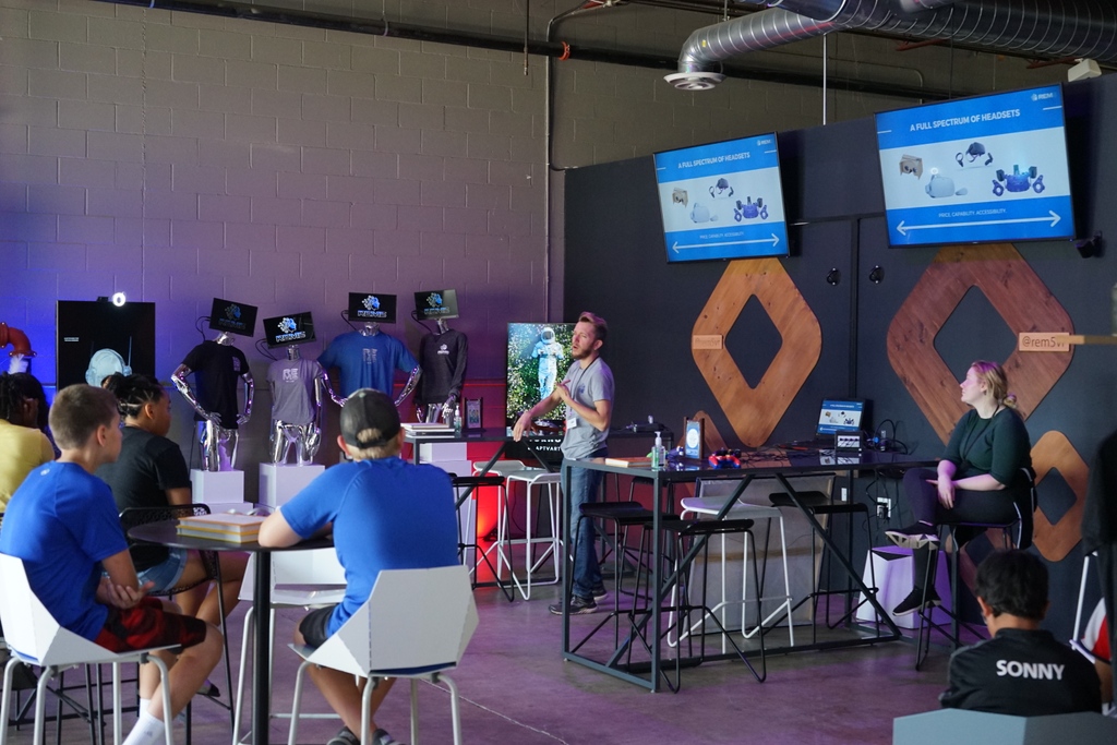 REM5ForGood tweet media